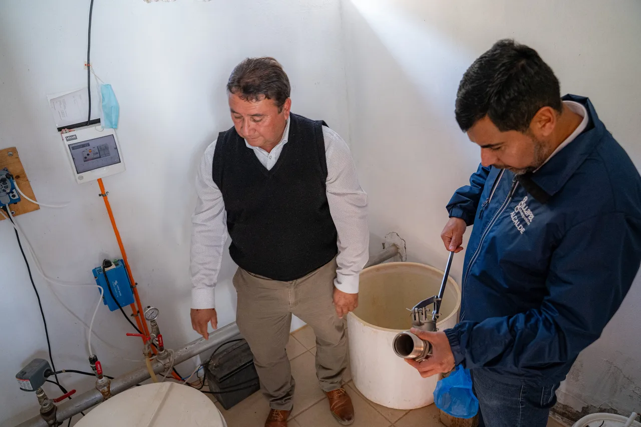 Trabajo municipal en el Servicio Sanitario Rural de Carén